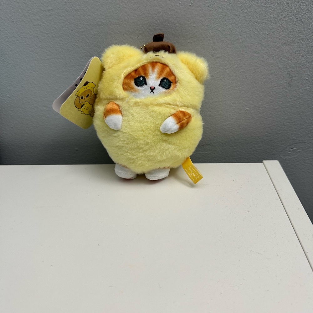 Mofusand X Pompompurin keychain
